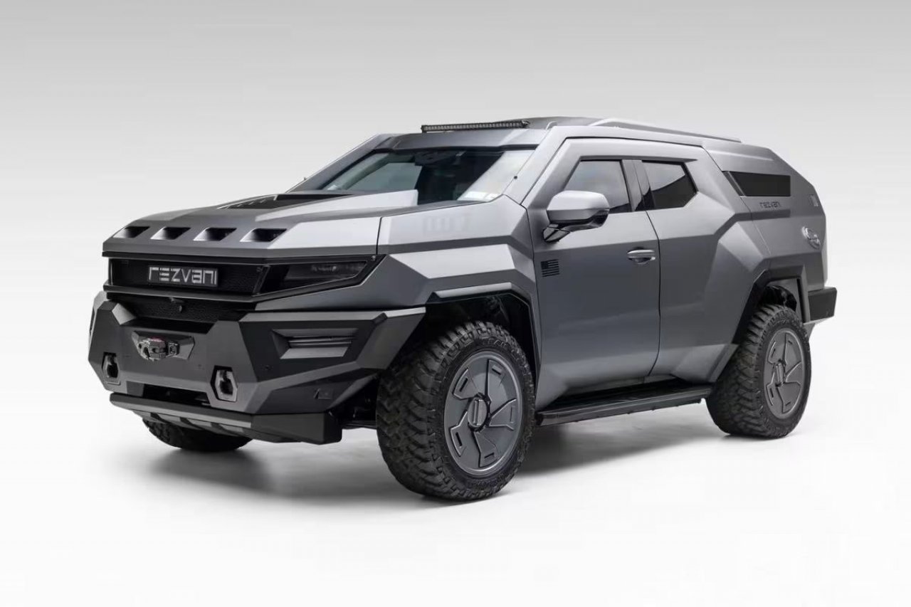 Ta Rezvani Vengeance ima presenetljivo notranjost