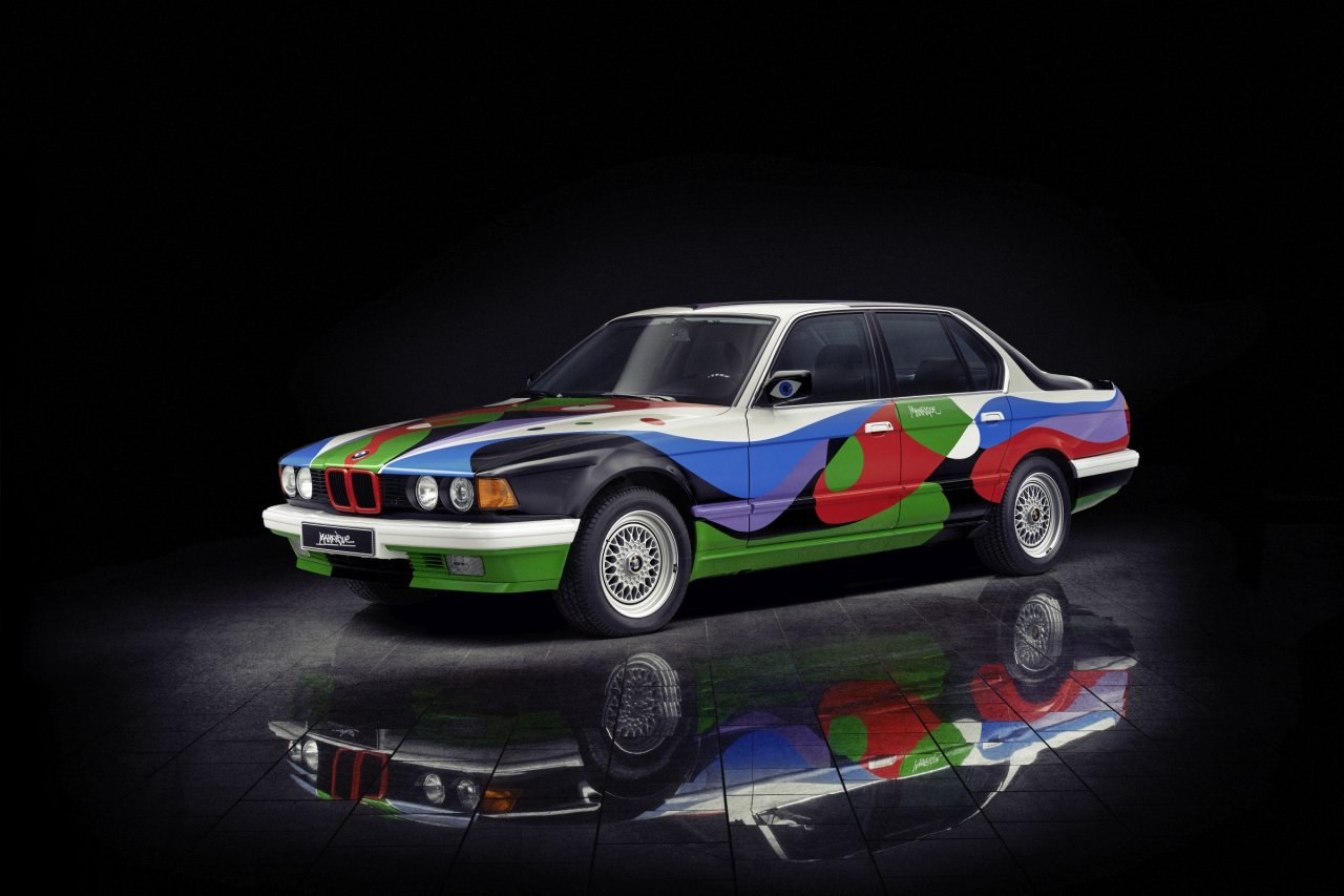 11 umetniških BMW-jev je razstavljenih na Danskem