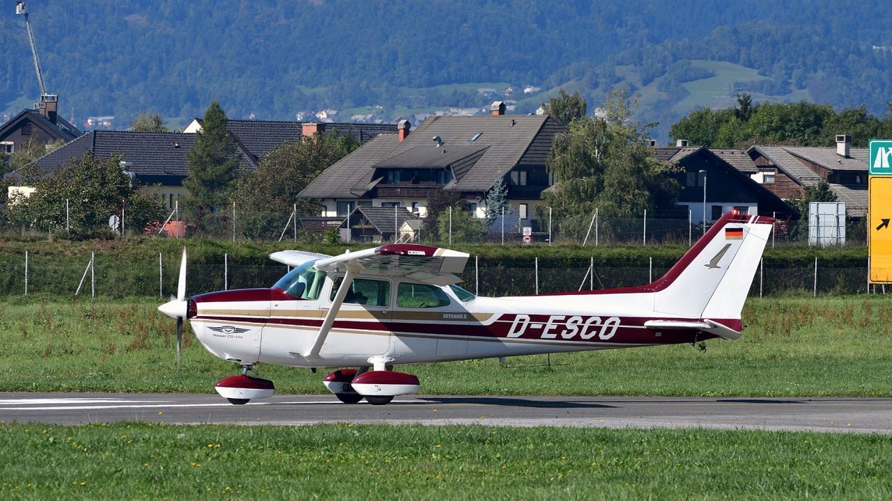 Letalo, ki je naučilo leteti svet