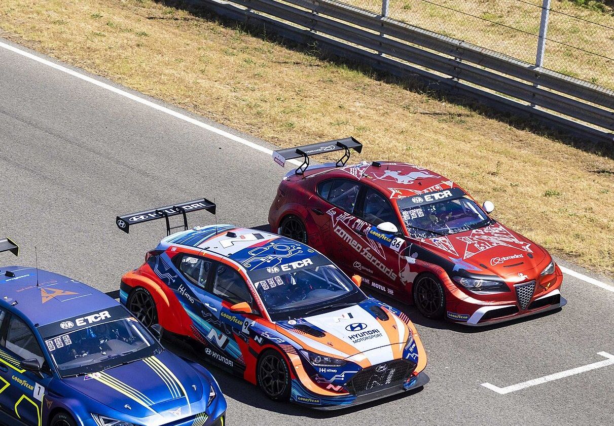 Giulia je sodelovala tudi v Evropskem prvenstvu turnih avtomobilov.