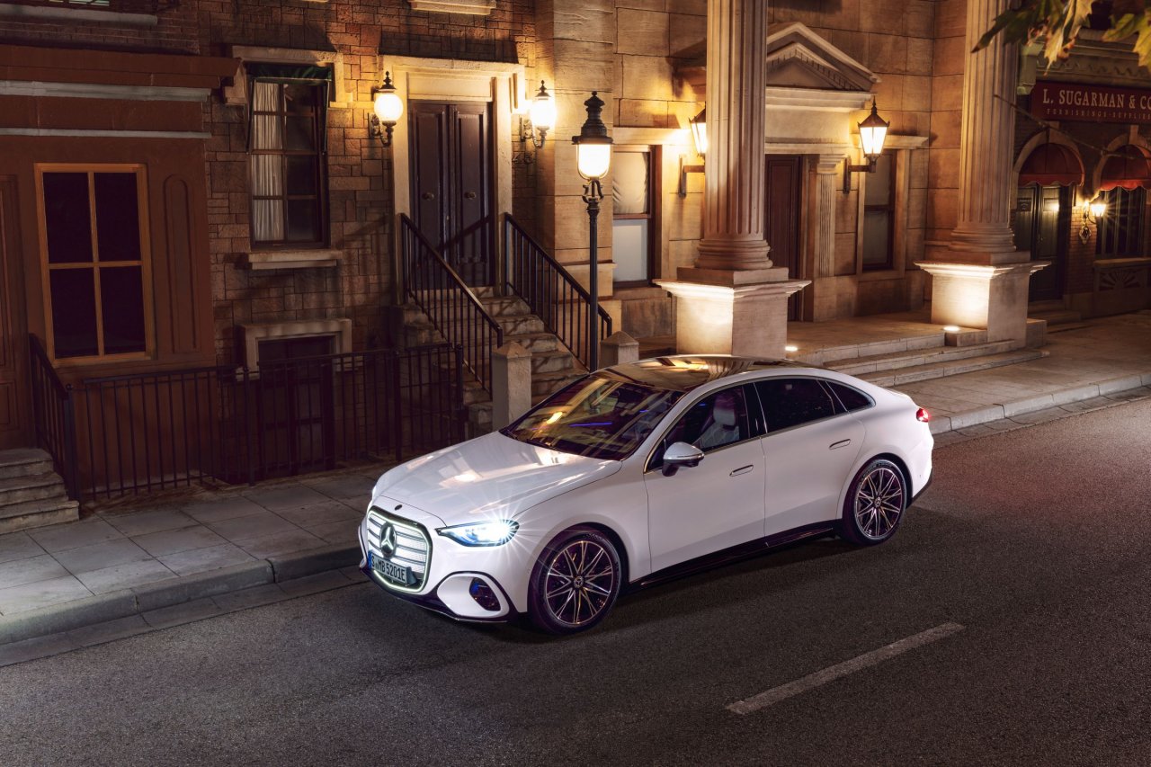 Novi Mercedes C: samo električen, a bencin ostaja