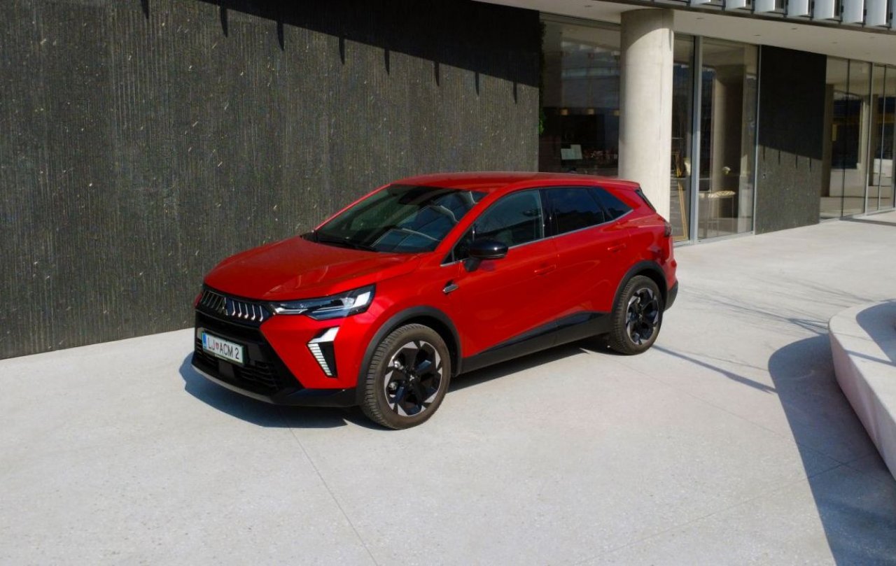 Reinkarnacija v objemu francoske tehnike